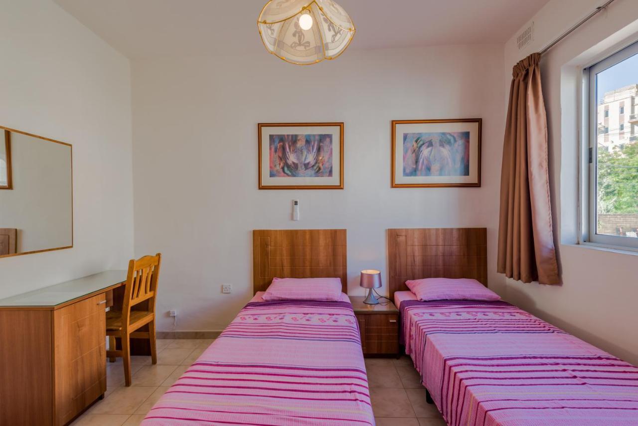 Bayview 2 Bedroom Seaview Apartment With Large Terrace With Panoramic Views - By Getawaysmalta 圣保罗湾城 外观 照片