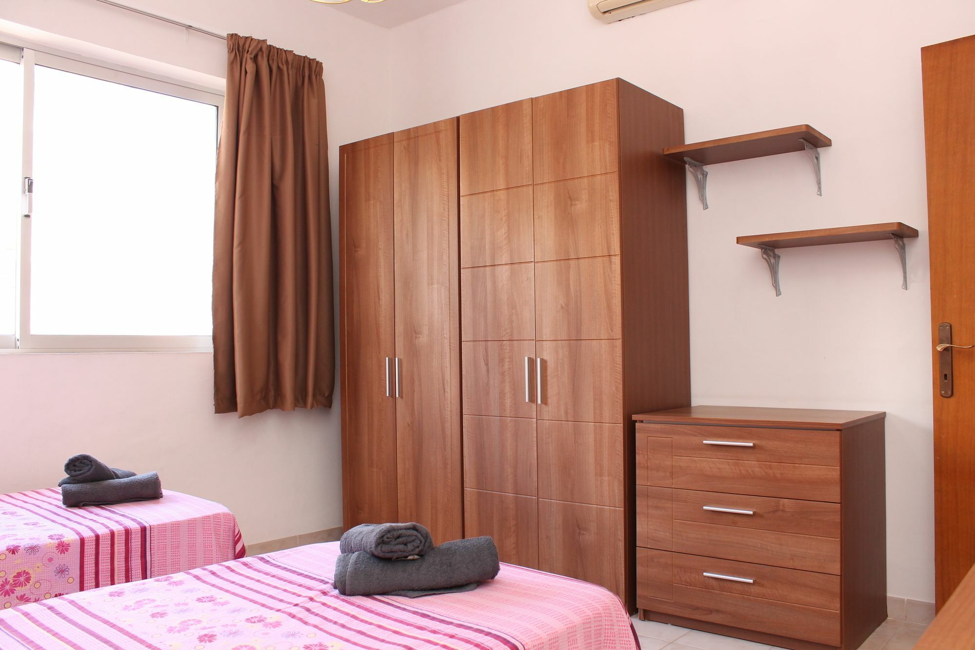 Bayview 2 Bedroom Seaview Apartment With Large Terrace With Panoramic Views - By Getawaysmalta 圣保罗湾城 外观 照片